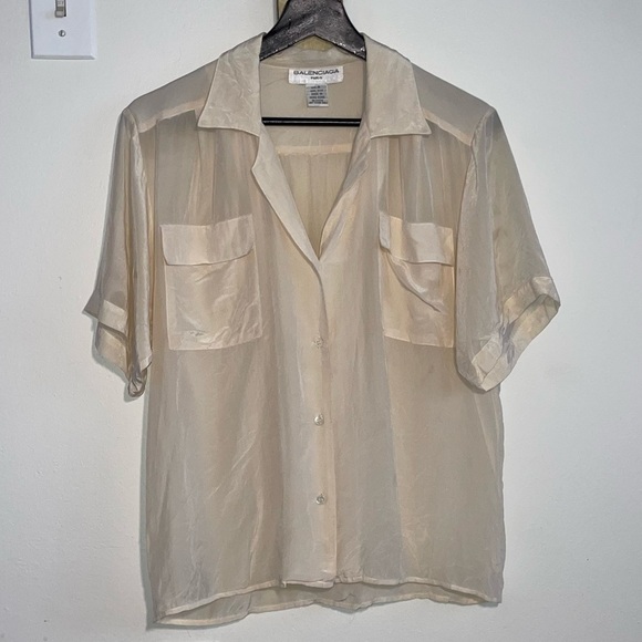 Balenciaga Vinyage Silk Short Sleeve Button Down cream top - Picture 5 of 9